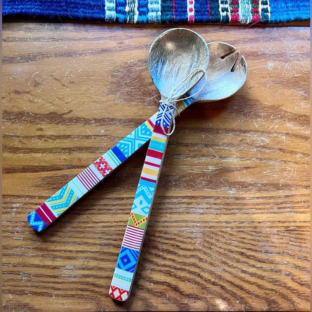 Salad serving and mixing tongs with fun decoration.